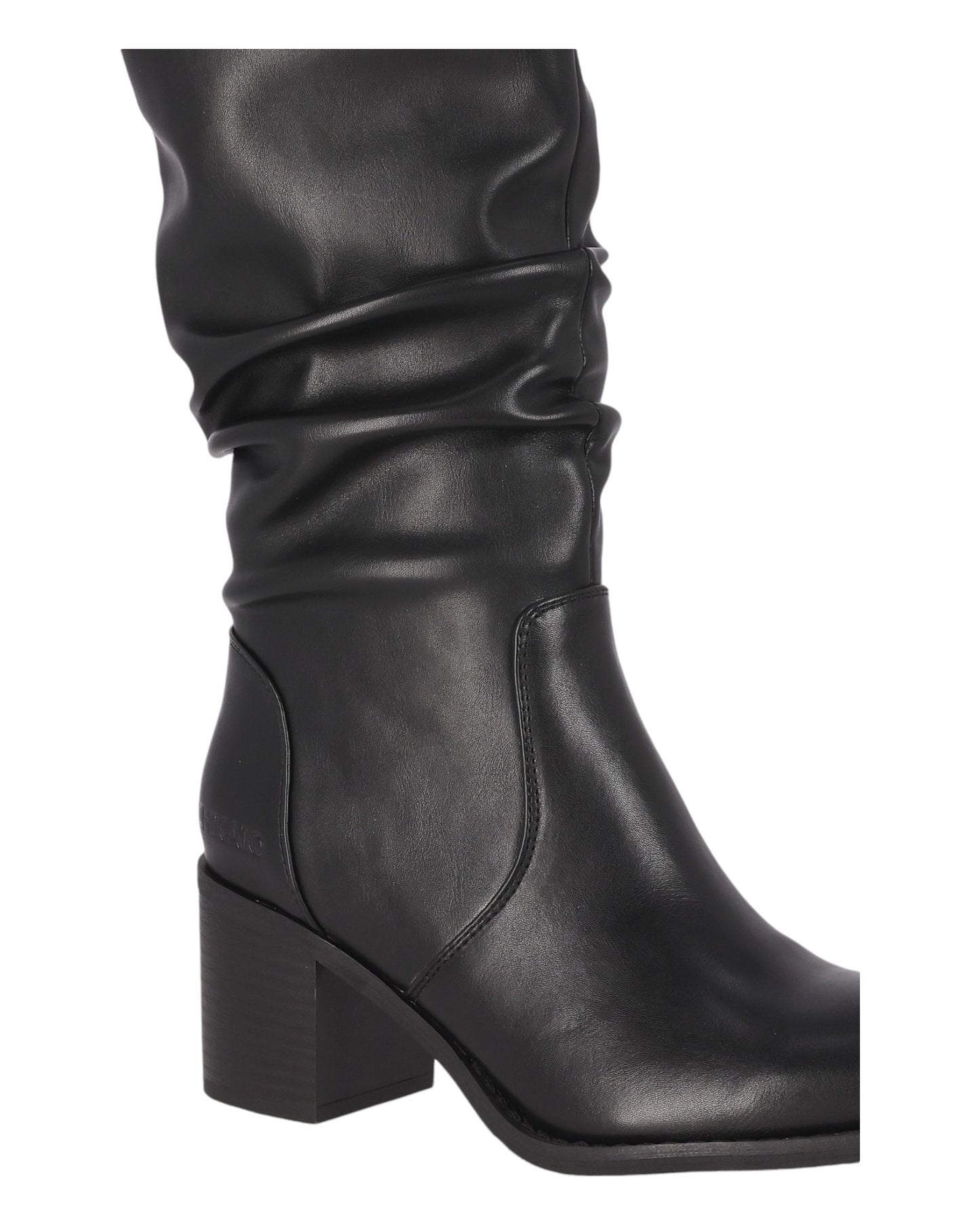 BOTAS DE MUJER CHIKA10 YANG EN NEGRO